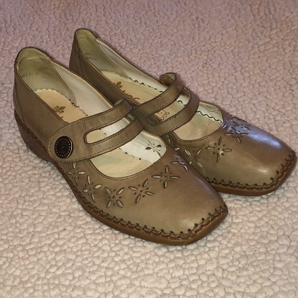 rieker comfort shoes